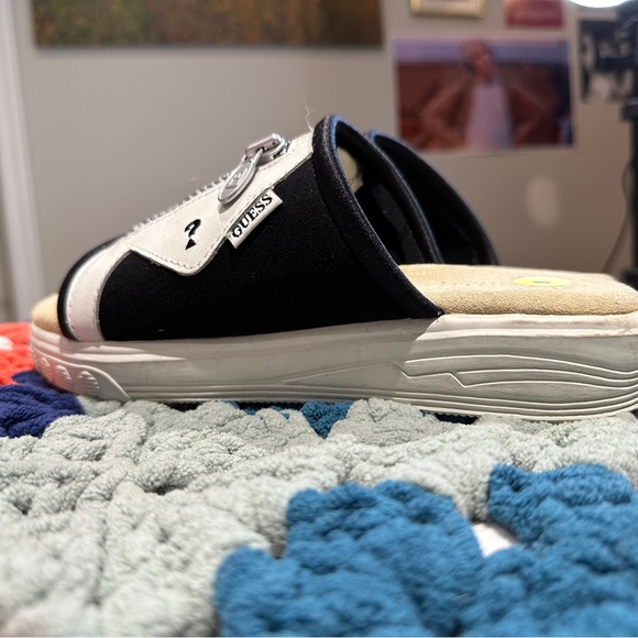 Vintage GUESS Y2K Sandals - Picture 5 of 5